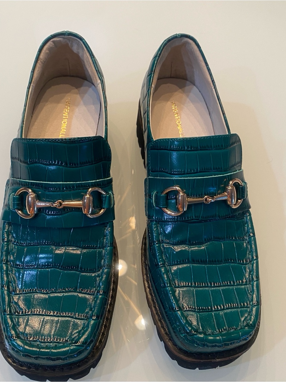 Intentionally Blank HK-2 Emerald Green Croc Lug Sole Horsebit Loafers Size 7